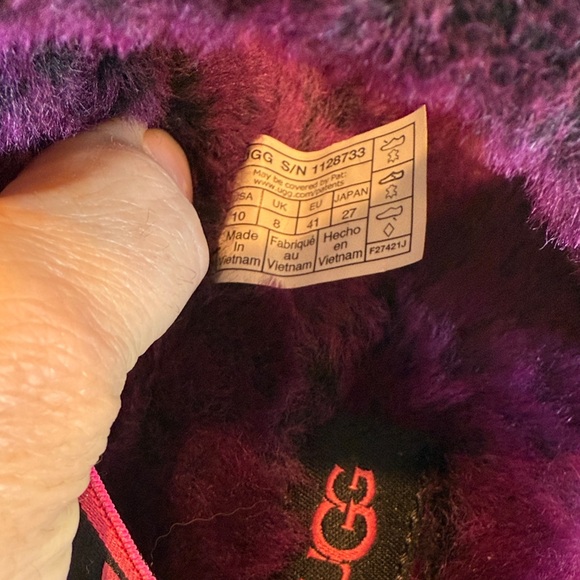 UGG Purple Slide Slippers - Picture 8 of 8